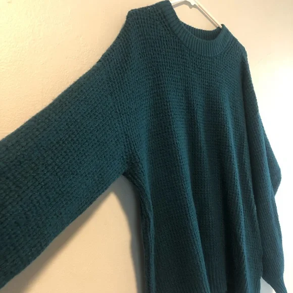 American Eagle crewneck knit oversized soft green blue sweater - Picture 4 of 7